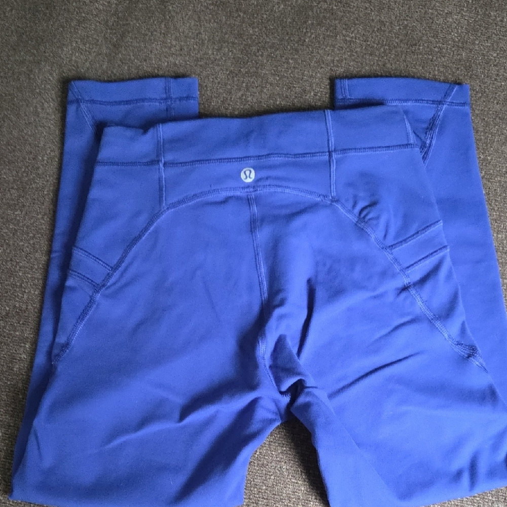 lululemon athletica Blue Free Flow crop Leggings Size 4 - Picture 2 of 5